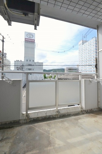 広瀬北ビルのバルコニー