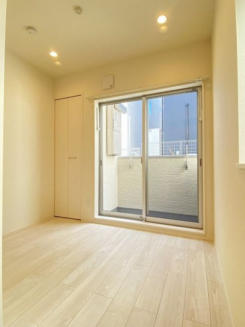 福岡市城南区西片江２丁目のアパートの居間・リビング