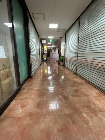 トーシン信濃町駅前ビルの内装
