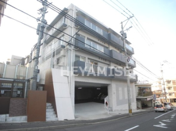 ALUCIA(アルシア)