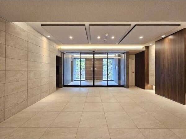 ディアレイシャス名古屋大須通南のロビー