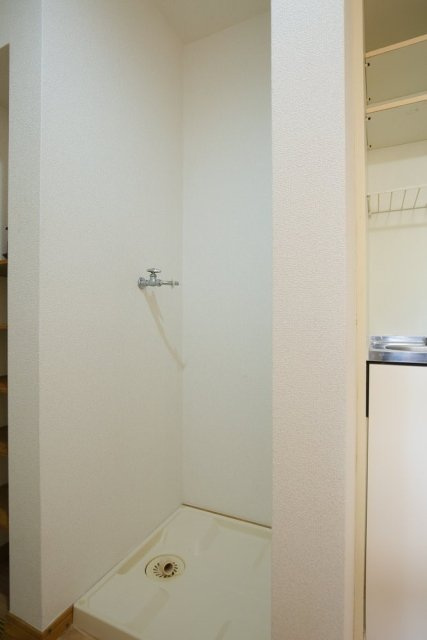 レッドフラッツ成城の設備|室内洗濯機置場