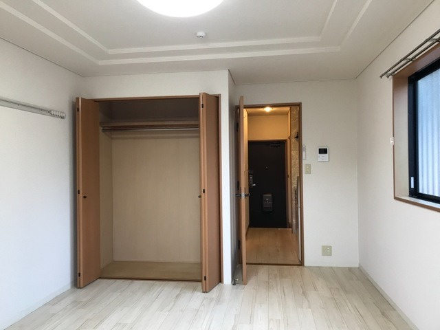 フレンドリーハイツの収納