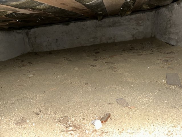 八戸市大字白銀町字栗沢道のその他|中古住宅の3大リスクである、雨漏り、主要構造部分の欠陥や腐食、給排水管の漏水や故障を２年間保証します。その前提で床下まで確認の上で、シロアリの被害調査と防除工事もおこないます。