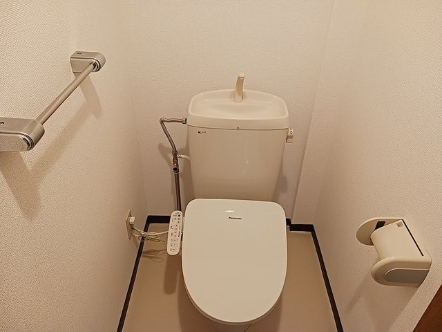 サンライズ・マンションのトイレ