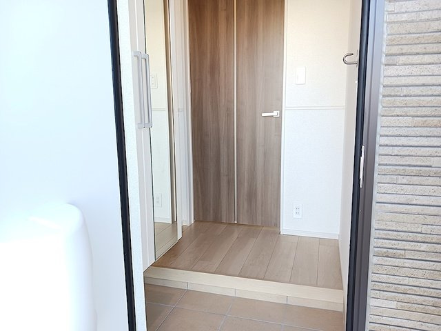 エテルノ　アルドールの玄関