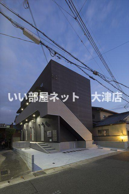 リゾレステ山科（リゾレステヤマシナ）の外観