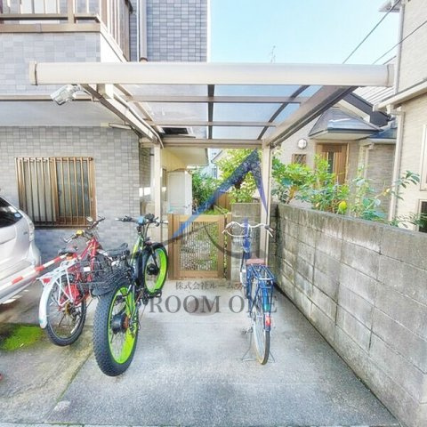 アクシス西新宿のその他共用部分|駐輪場です。