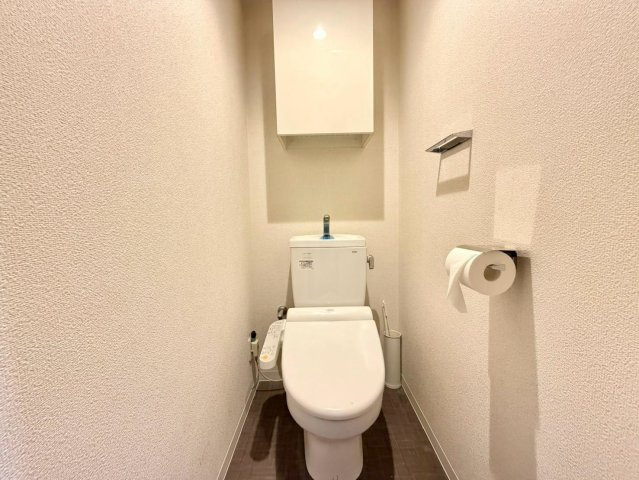 ベイサイドシティコスモスクエア駅前のトイレ|温水便座洗浄便座ですので、寒い日も温かい便座で安心して使用していただけますよ！