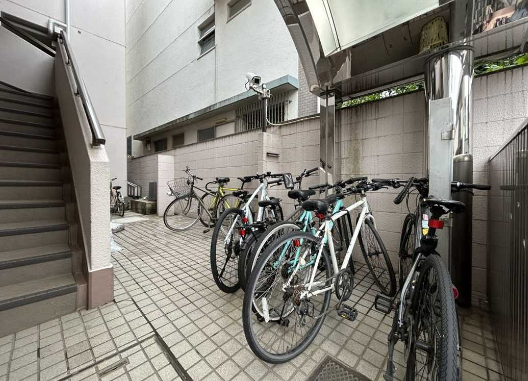 ロワール駒沢　駅近　旧分譲賃貸　TVドアホンのロビー