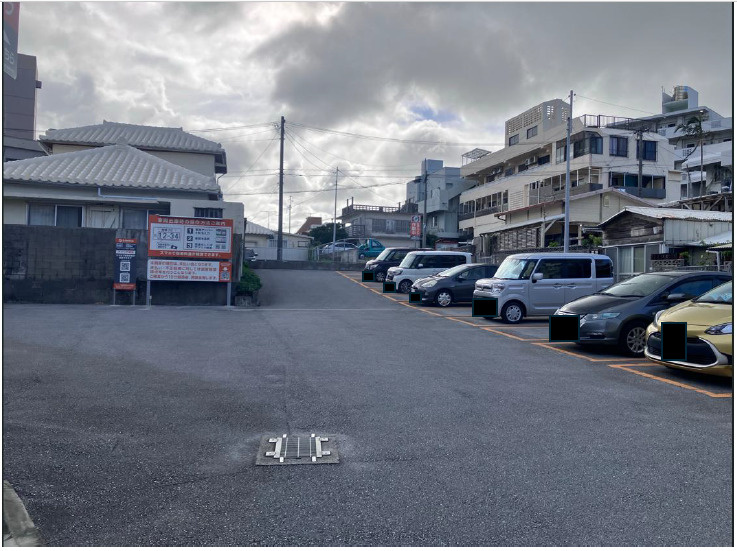 那覇市楚辺２丁目の駐車場の駐車場