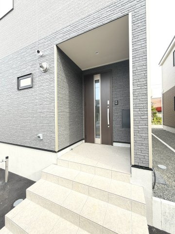 【新築戸建】江別市大麻東町2棟の玄関