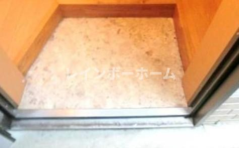 インベスト押上の玄関