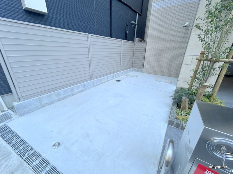 THE SENSE RESIDENCE 新深江　仲介手数料無料の駐車場