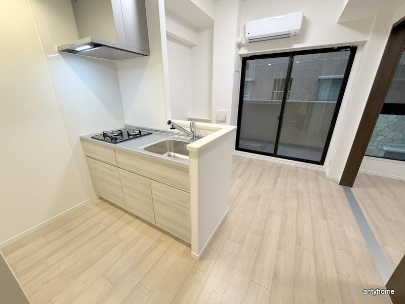 THE SENSE RESIDENCE 新深江　仲介手数料無料の洋室
