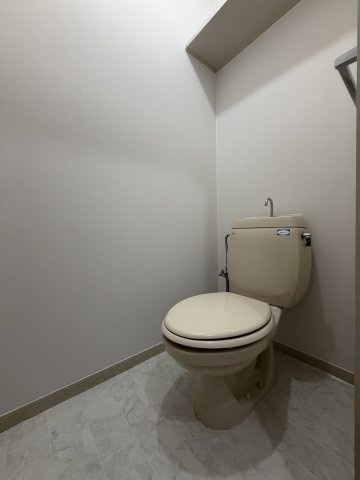 HOUSEアルバのトイレ
