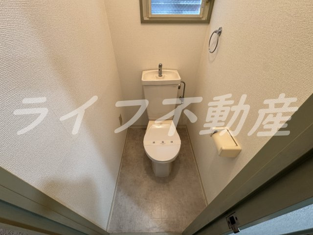 マンションハーヴィーのトイレ|コンパクトで使いやすいトイレです