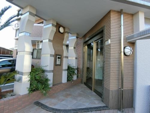 福岡市早良区南庄１丁目の賃貸マンションのエントランス|エントランス写真