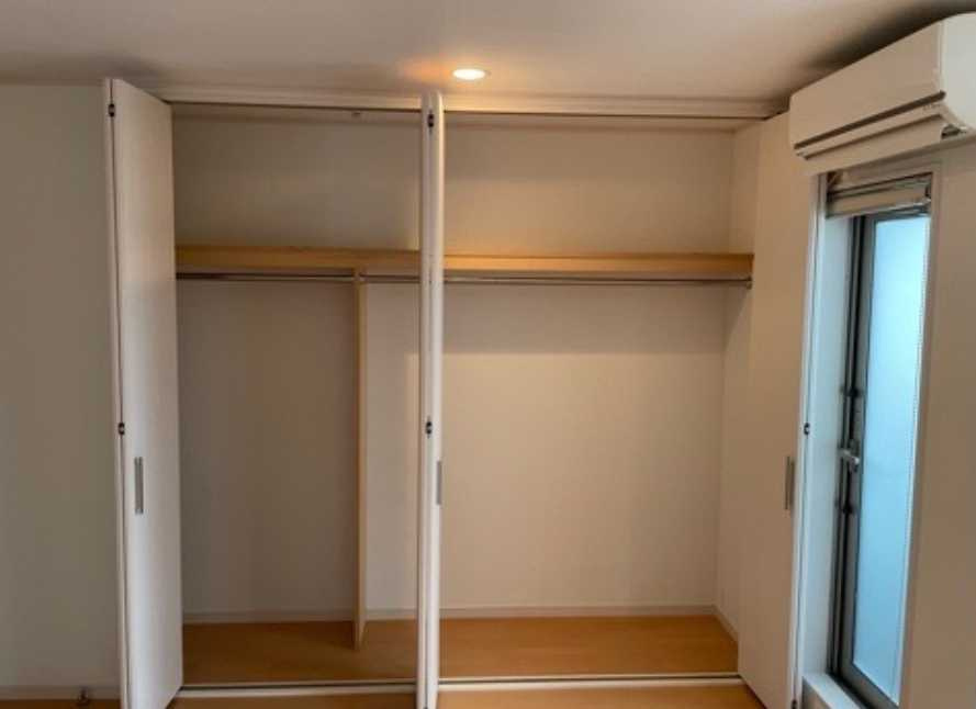 ルミナスコート三軒茶屋　2人入居可　浴室乾燥機　オートロックの収納