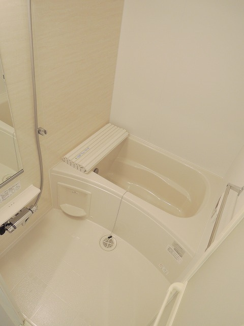 アストワールの浴室|★追焚機能　浴室乾燥機付のバスルーム★