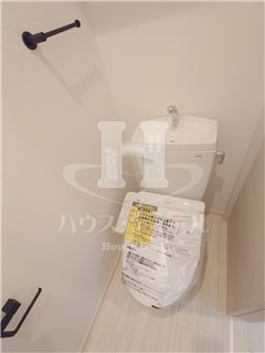 【トイレ】 | R-Smart川口元郷 | 清潔感のあるトイレです