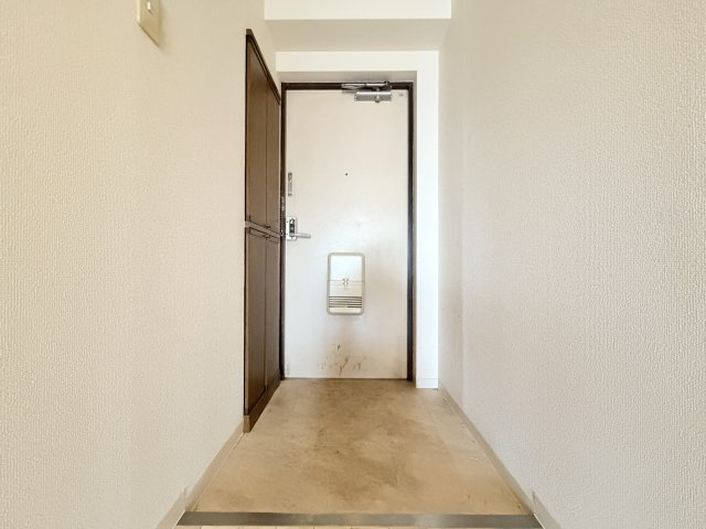 メルクマール大西の玄関