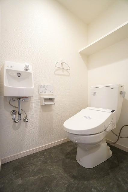 福岡市中央区清川２丁目の賃貸マンションのトイレ|物件の画像8