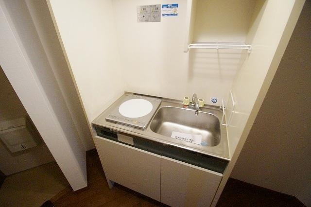 福岡市南区横手３丁目のアパートのキッチン|物件の画像4