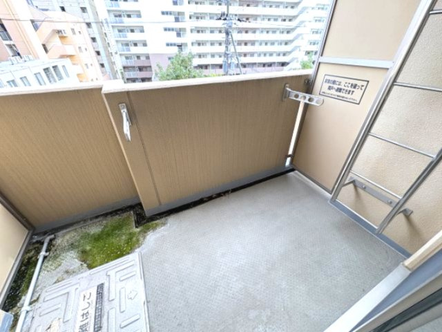 プレジール灘のバルコニー