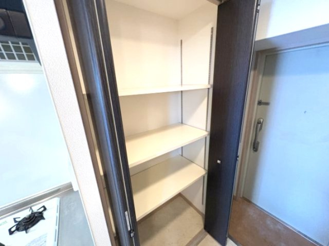 プレジール灘の収納