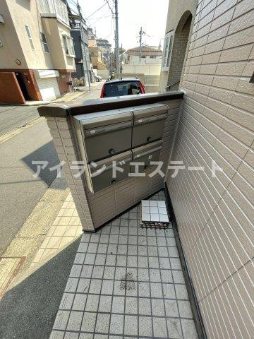 ドミトリ駒沢　バストイレ別　駅近　角部屋の設備