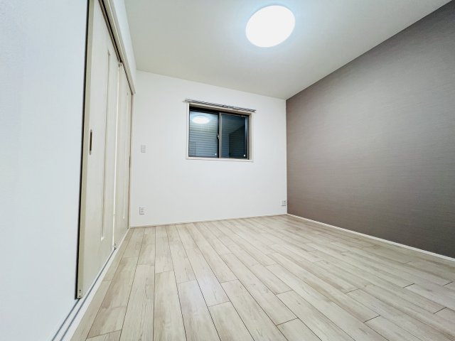 【寝室】フジパレス西宮甲東園Ⅱ番館