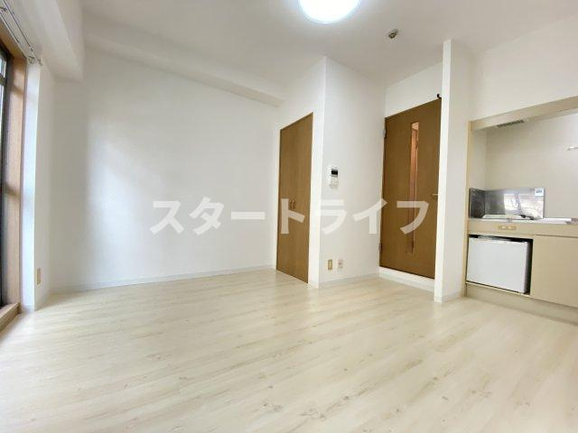 大阪市淀川区十三本町１丁目の賃貸マンションの寝室