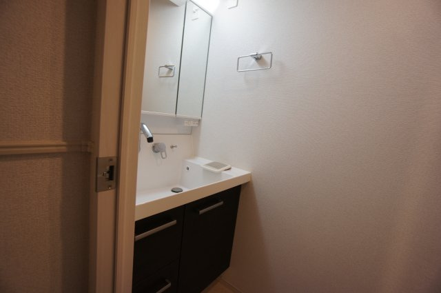 フェリーチェ大鷹の洗面所|同施工会社、同型タイプです