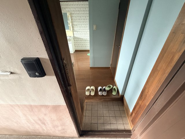 浦田マンションの玄関