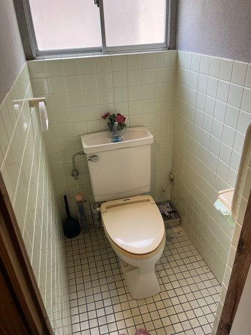 小津町　戸建のトイレ