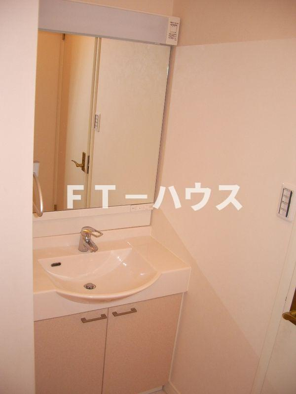 サン　ベルジュ　Ａ棟の独立洗面台