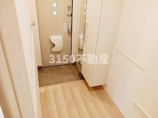 クロス　アイ　ヴィラＡの玄関|毎日通る玄関はこちらです