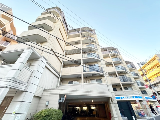 横浜市神奈川区大口通の賃貸マンションの外観