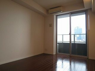 【寝室】ファーストリアルタワー　新宿