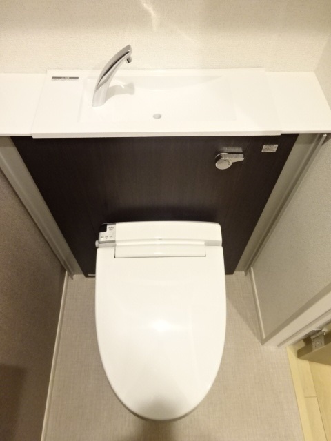 アバンツァートのトイレ|同施工会社、同型タイプです