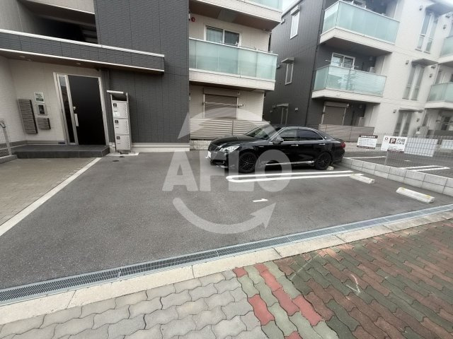 D－room今川　B棟の駐車場|D－room今川　B棟　駐車場