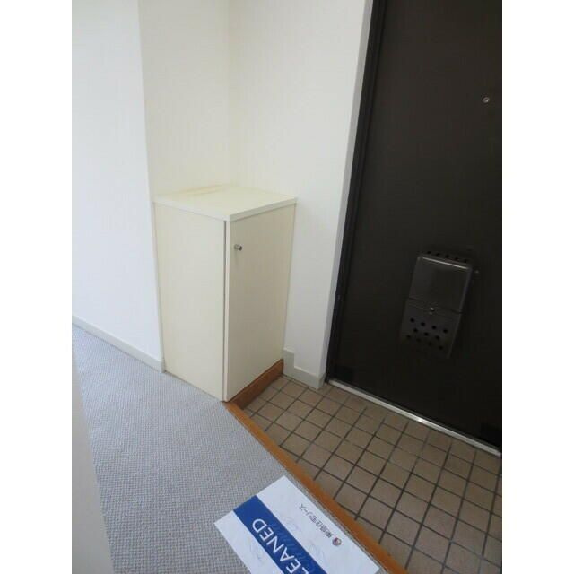 エレガン学芸大学の玄関