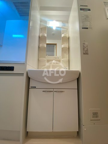 ドエル心斎橋の独立洗面台|ドエル心斎橋　洗面化粧台