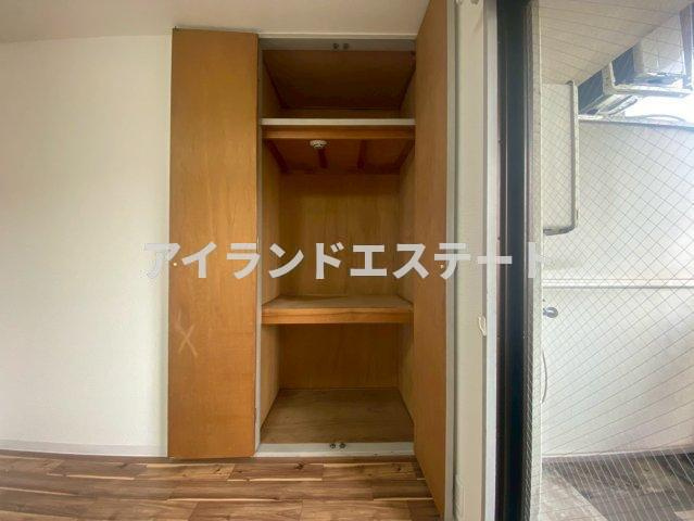バスクコート　礼金0　駅近　南向き　高層階の収納