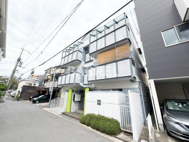 富士マンションの外観