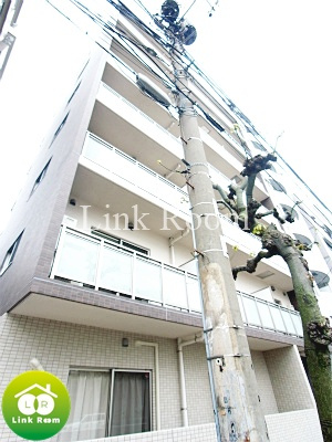 リブリ・T Eastの外観