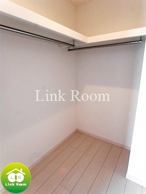 リブリ・T Eastの収納