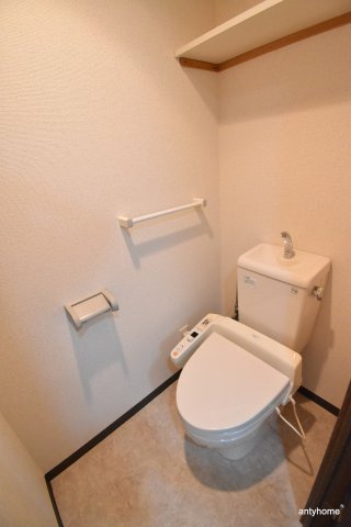 パラシオ塚本3　仲介手数料無料のトイレ