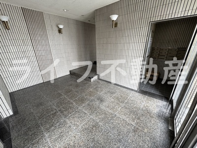 メゾンヌーボーのロビー|建物の内部です